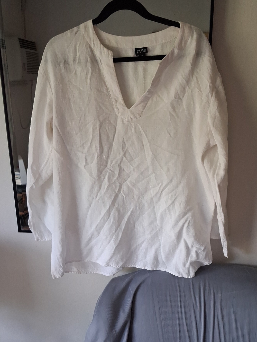 Eileen Fisher Ivory Linen V-Neck Tunic Top